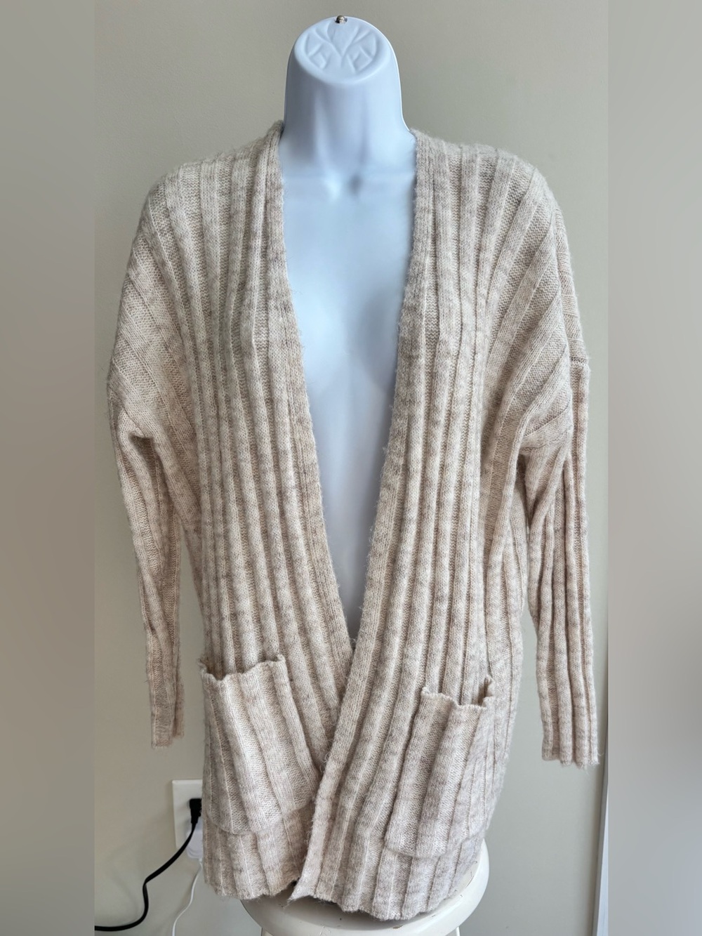 Francesca's Collections Cream Ribbed Open-Front Cardigan